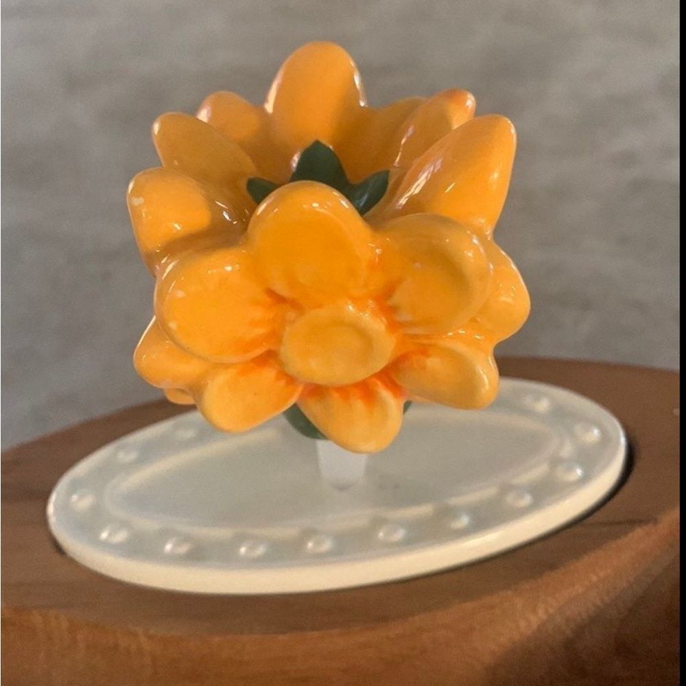 Faux Nora Fleming Flower Bouquet
